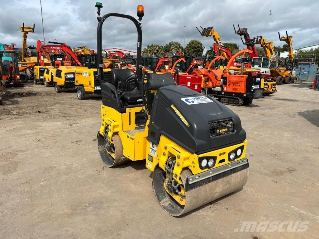 Bomag BW 100 AD M-5 Rodillos de doble tambor