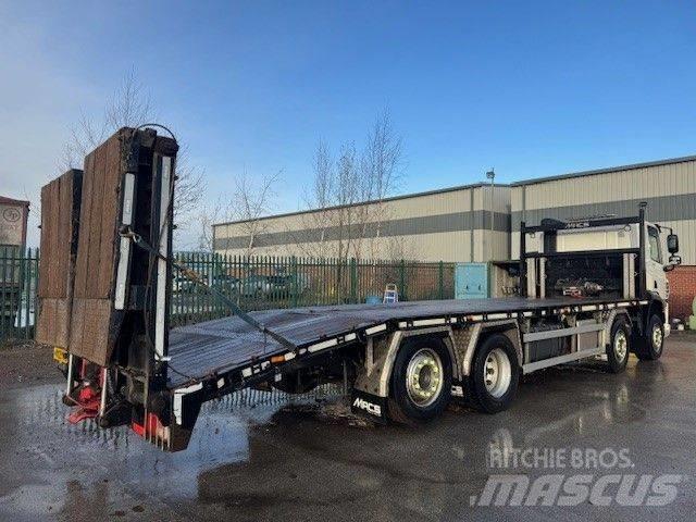 DAF CF 450 Camiones de superficie plana/cabrestantes