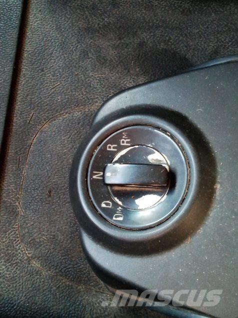 MAN TGL 8.220 Camiones con caja de remolque