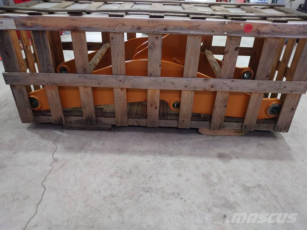 CASE 821G Plataformas y cucharones