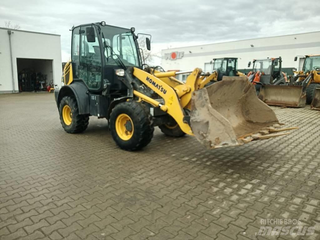 Komatsu WA80M-7 Cargadoras sobre ruedas