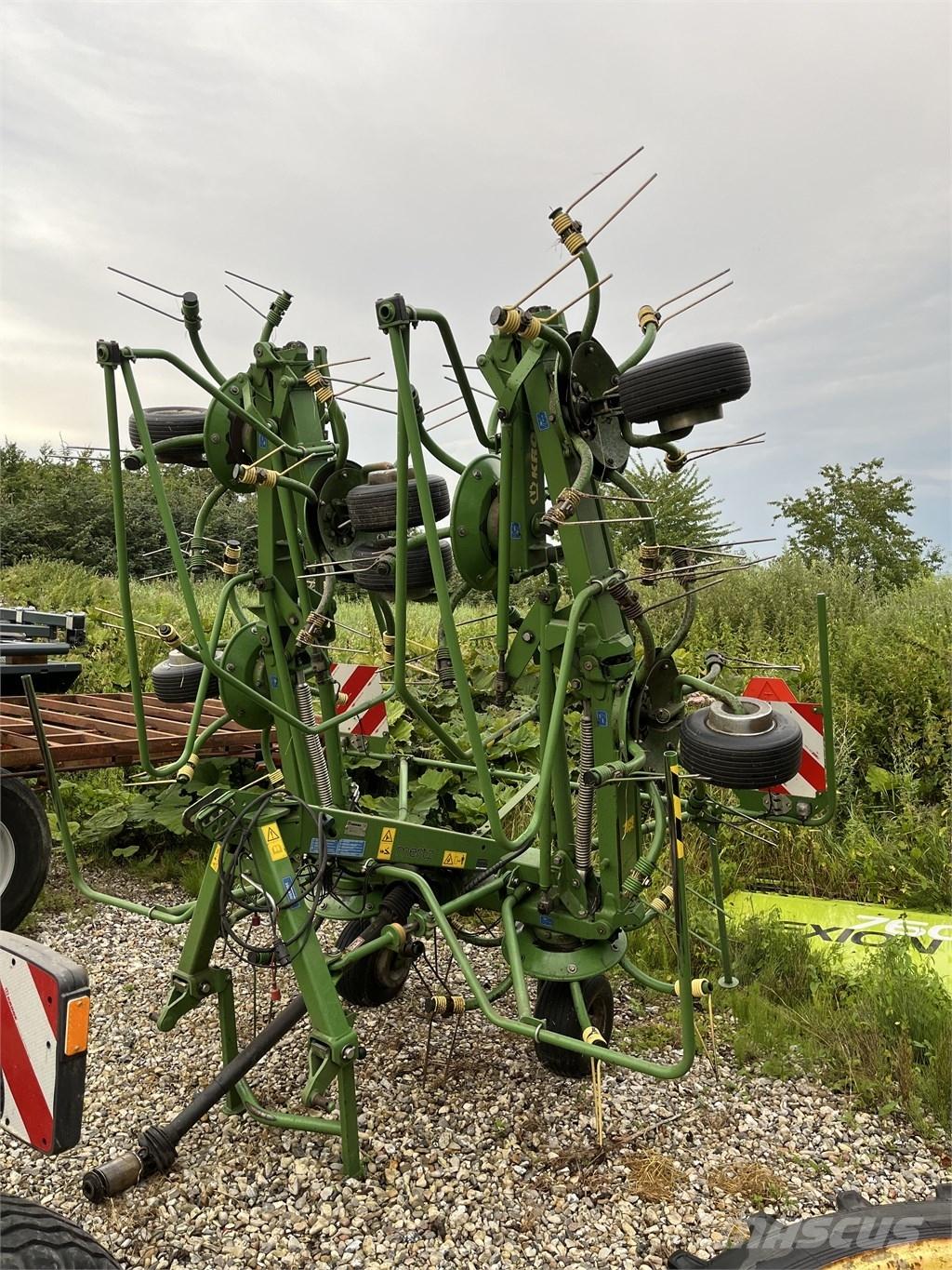 Krone KW 8.82/8 Rastrilladoras y rastrilladoras giratorias