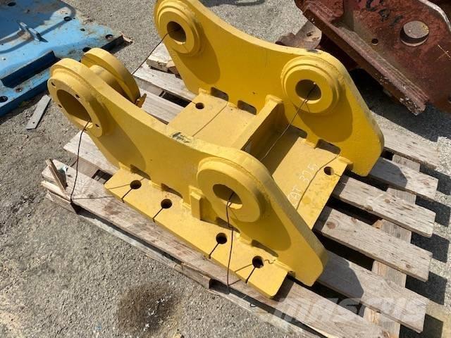 CAT 325 Plataformas y cucharones