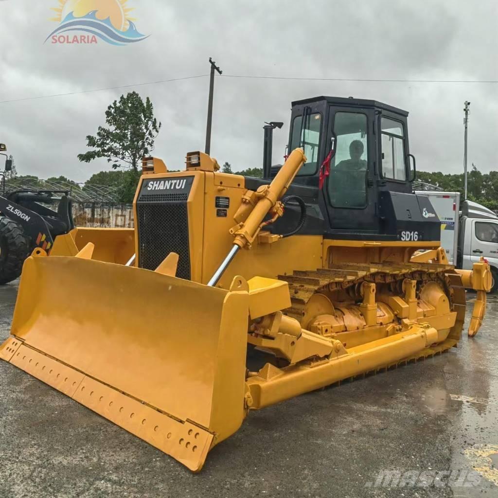 Shantui SD 16 Buldozer sobre oruga