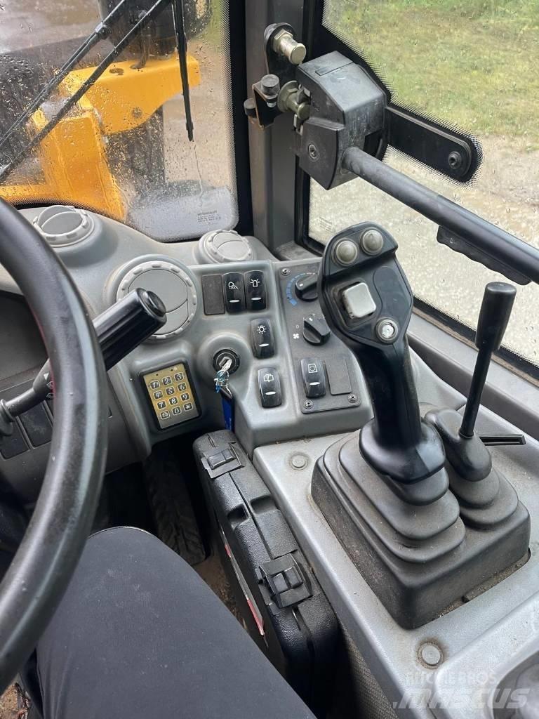 Volvo L 25 Cargadoras sobre ruedas