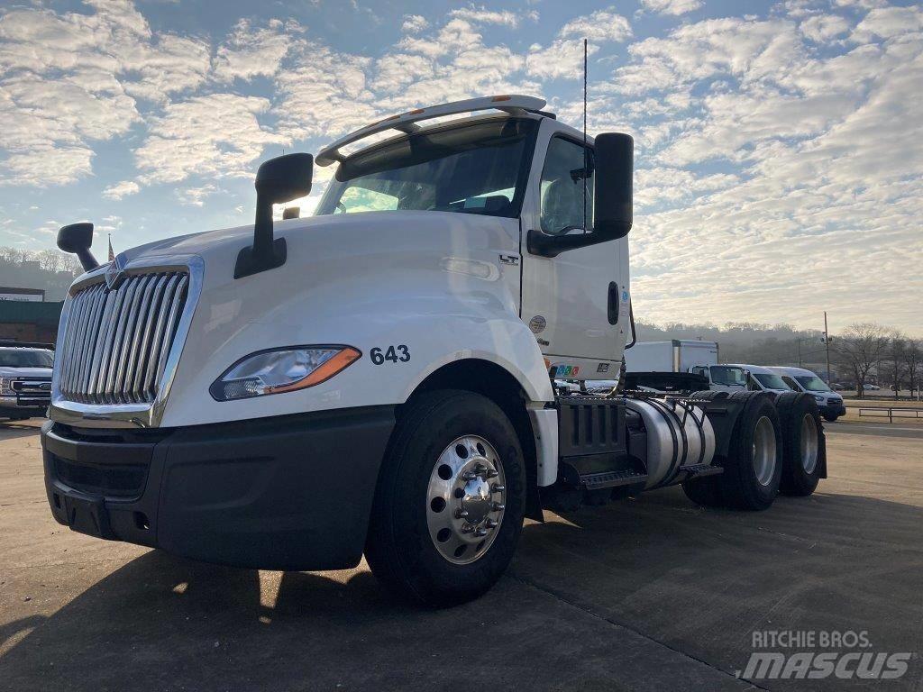 International LT Camiones tractor