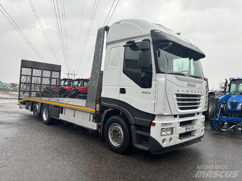 Iveco Stralis 420 Camiones de cama baja