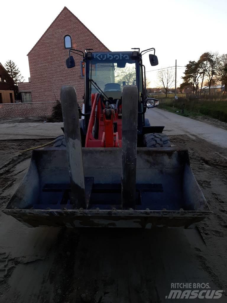 Kubota R 090 Cargadoras sobre ruedas