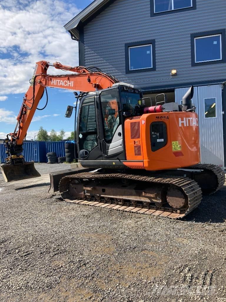 Hitachi ZX 135 US-6 Excavadoras sobre orugas