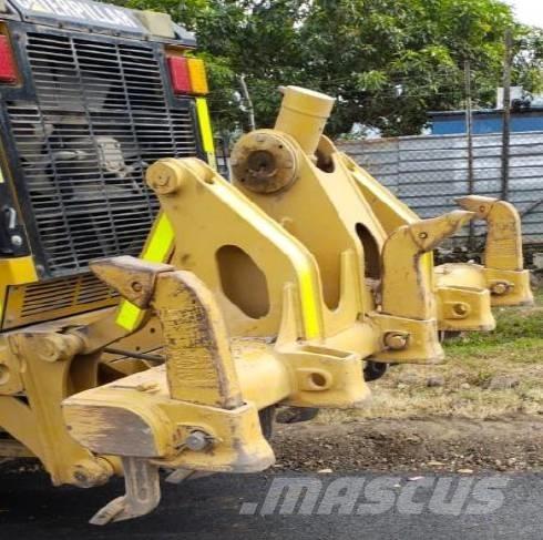 CAT 140 M Niveladoras