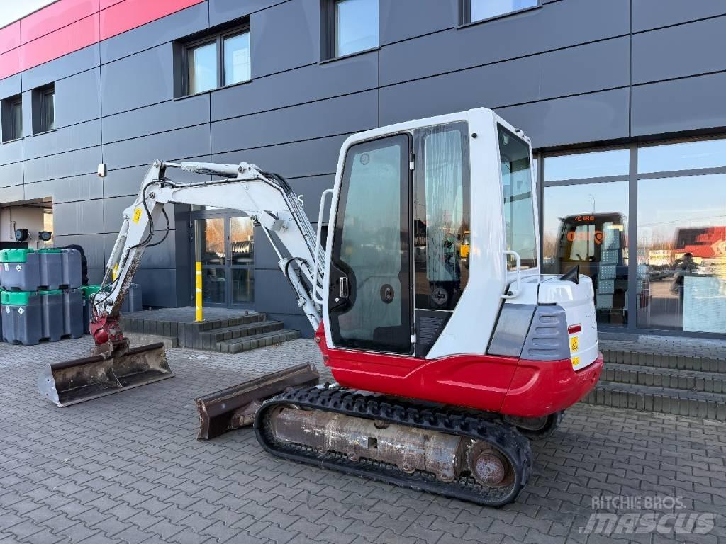 Takeuchi TB 235 Miniexcavadoras