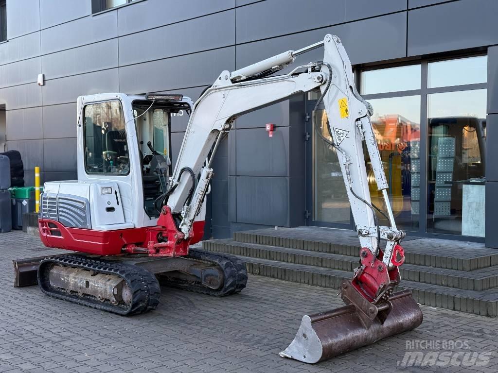 Takeuchi TB 235 Miniexcavadoras