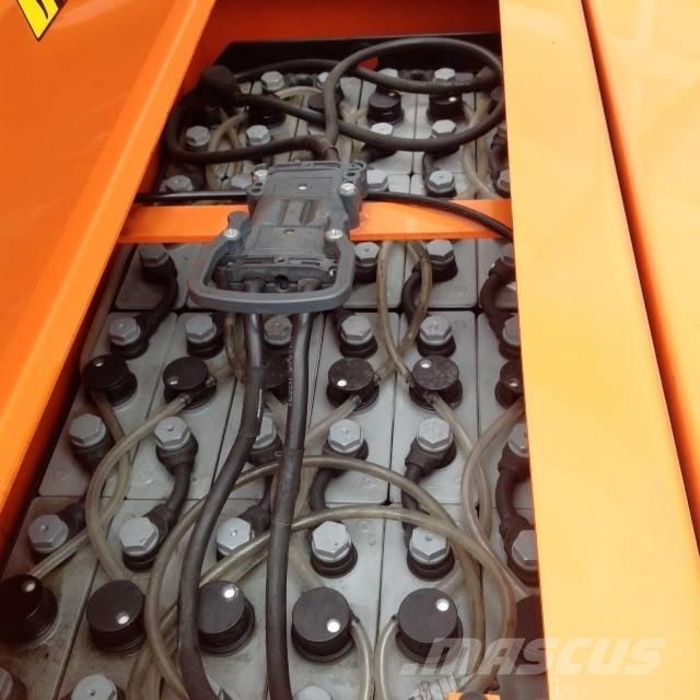 BT OP 1000 HSE Montacargas recogepedidos de gran altura