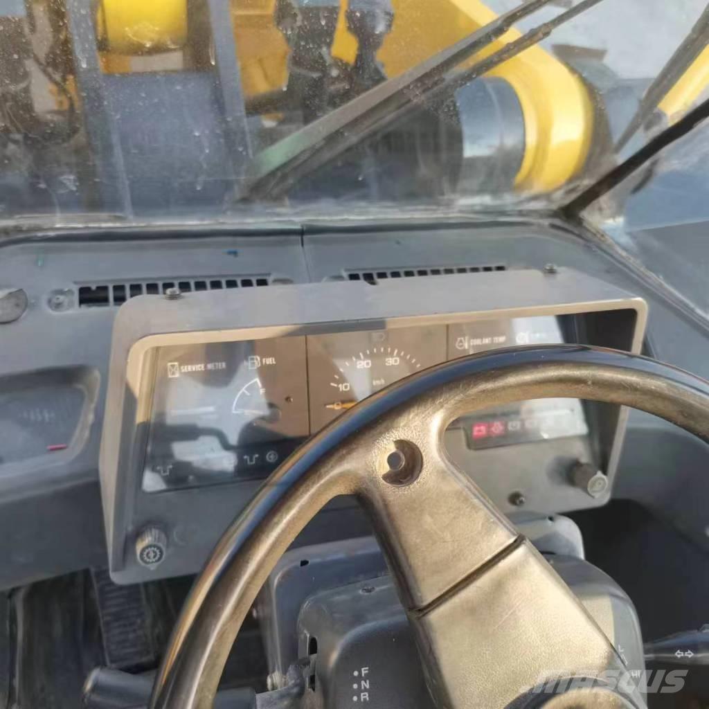 Komatsu WA 320-5 Cargadoras sobre ruedas