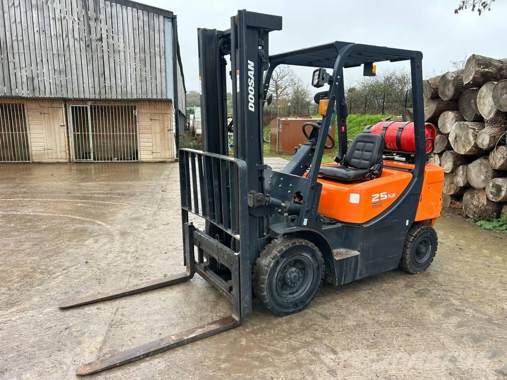 Doosan G 25 GP Plus Camiones LPG