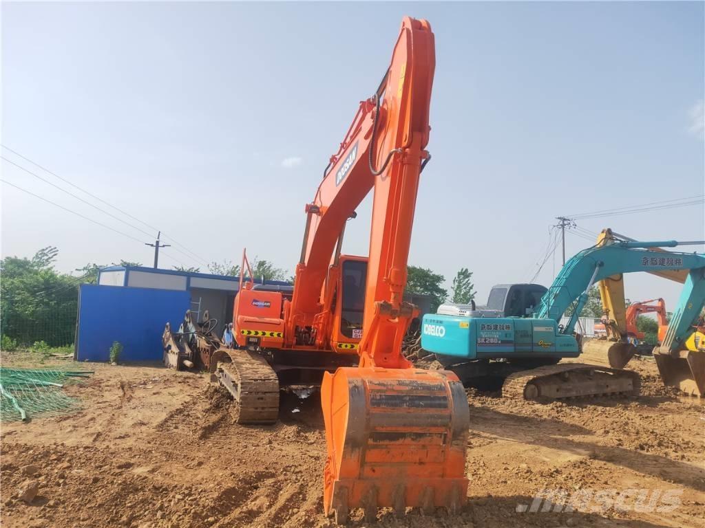 Doosan DH 220 LC-7 Excavadoras sobre orugas