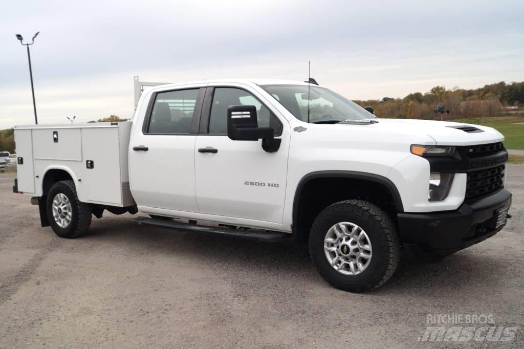 Chevrolet 2500 WT Caja abierta/laterales abatibles