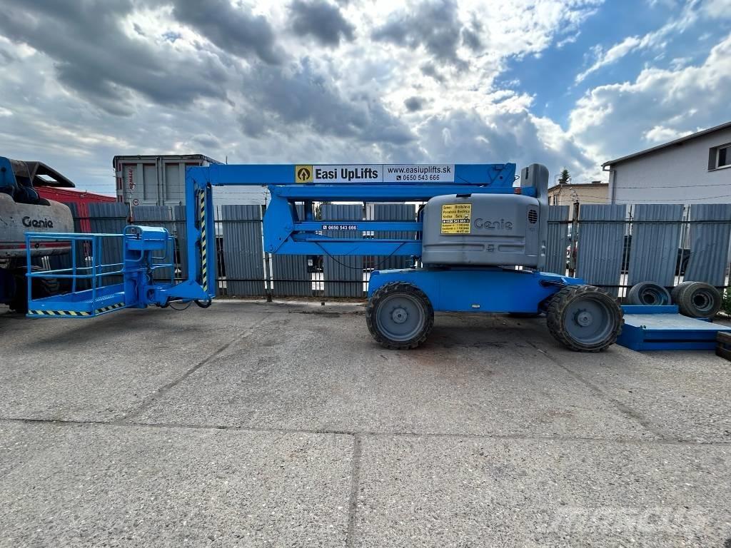 Genie Z 60 Plataformas con brazo de elevación manual