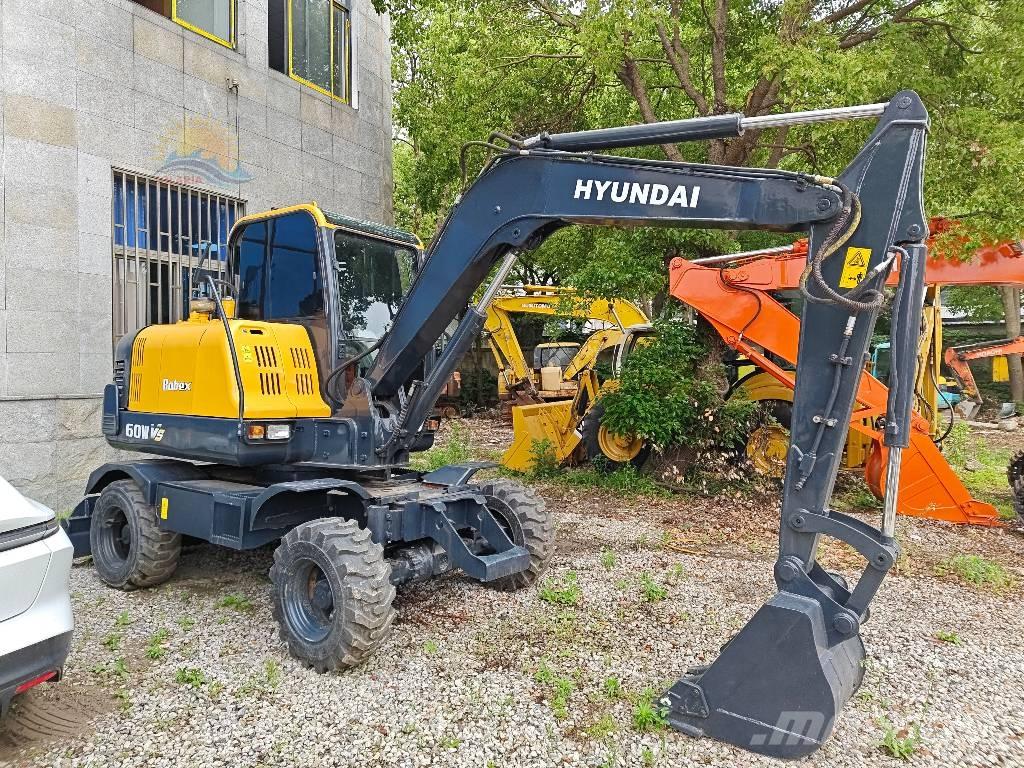 Hyundai R60 Excavadoras de ruedas