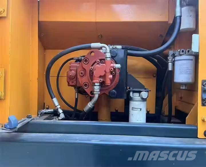 Hyundai R220LC-9S Excavadoras sobre orugas