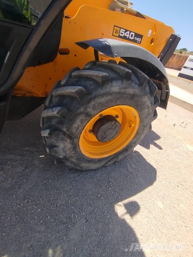 JCB 540-140 Carretillas telescópicas
