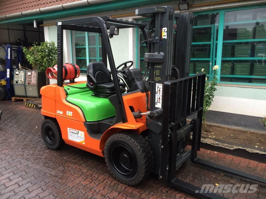 CAT GP 35 N V-2682 Camiones LPG