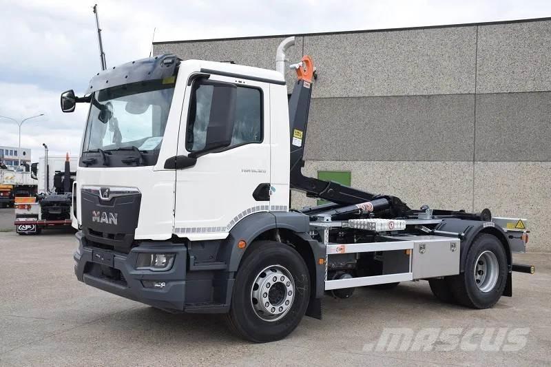 MAN TGM 18.320 Camiones elevadores de gancho