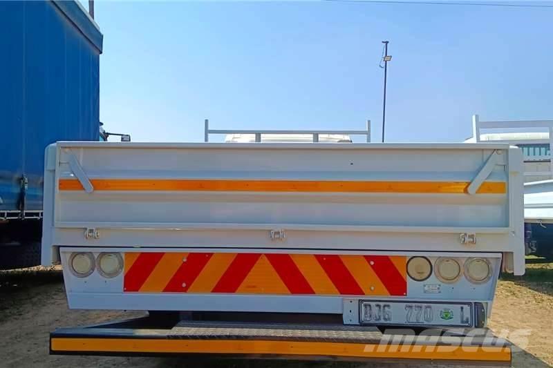 Isuzu NPR400 Otros camiones