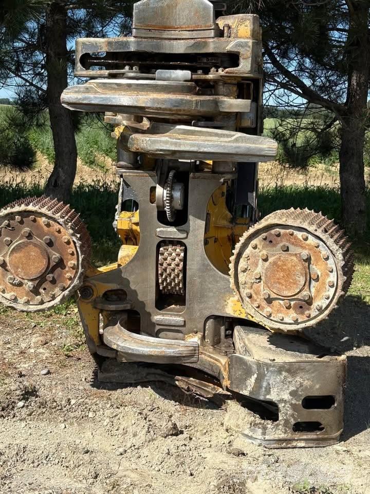 Tigercat TH575 Cabezales cortadores