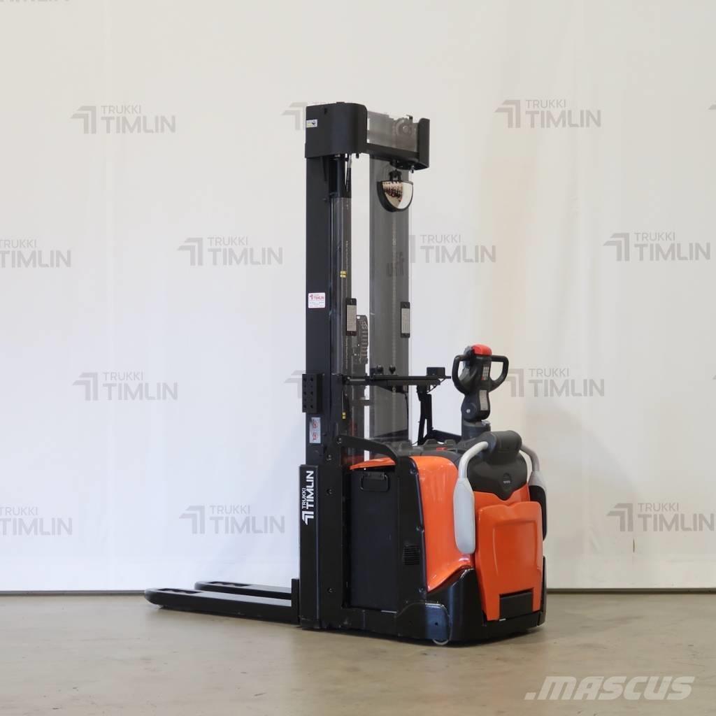 Toyota SPE160L Apiladoras eléctricos