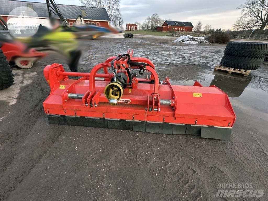 Maschio Buffalo 300 Segadoras y cortadoras de hojas para pasto