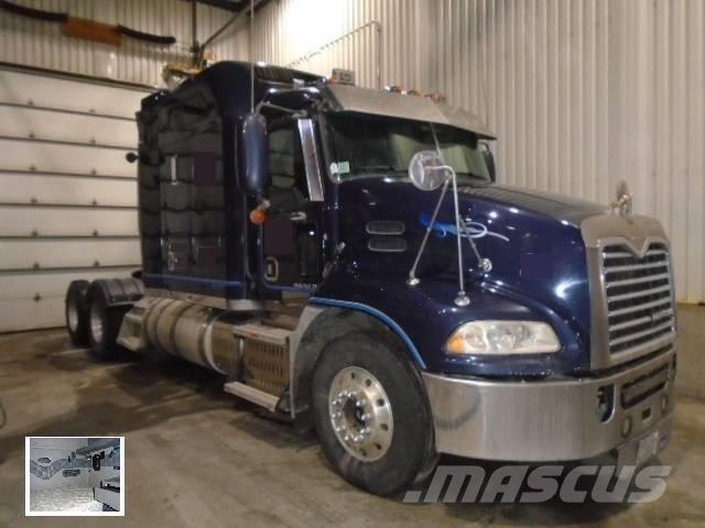 Mack CXU 613 Camiones tractor