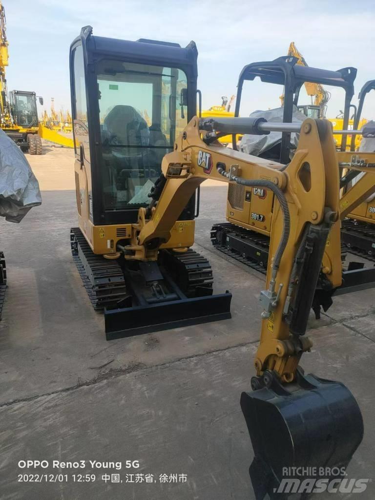 CAT 302 CR Excavadoras de ruedas