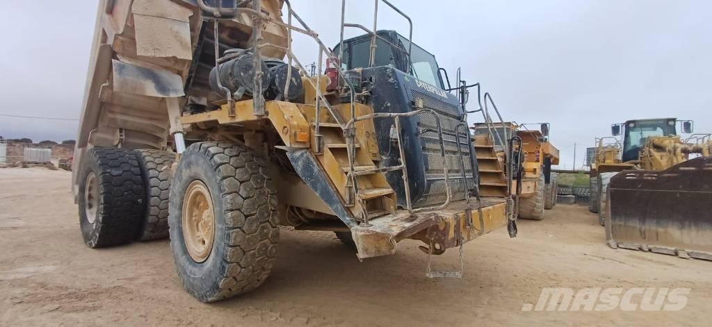 CAT 773 F Camiones de volteo rigidos