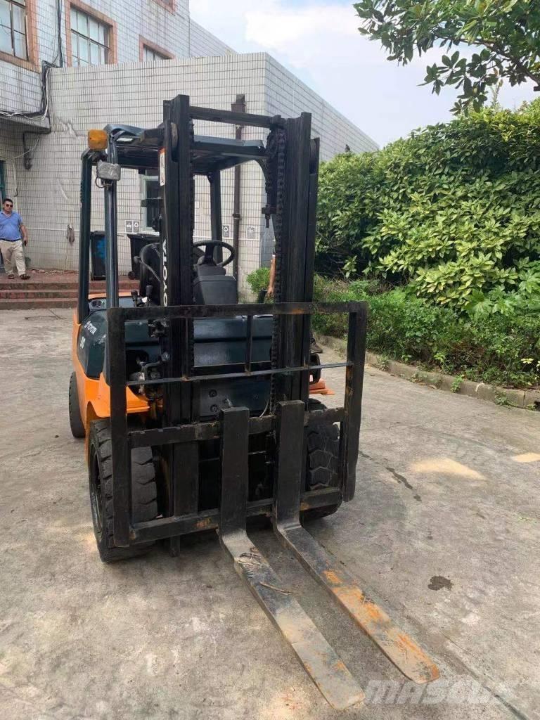 Toyota 30-5 FBL 25 Carretillas telescópicas