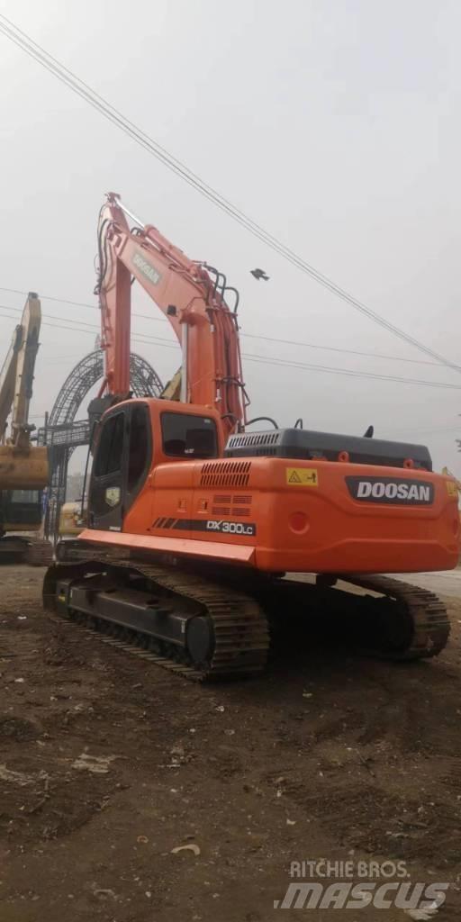 Doosan dx300 Excavadoras sobre orugas