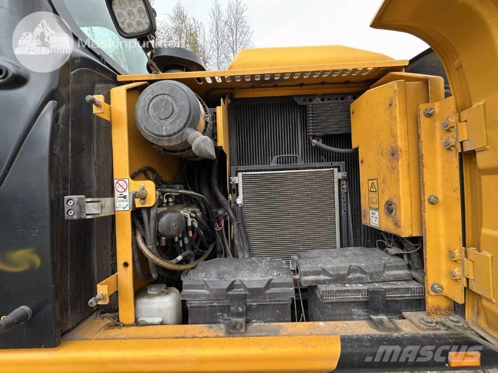 JCB JS 145 W Excavadoras de ruedas