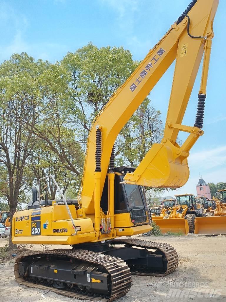 Komatsu PC 200 Excavadoras sobre orugas