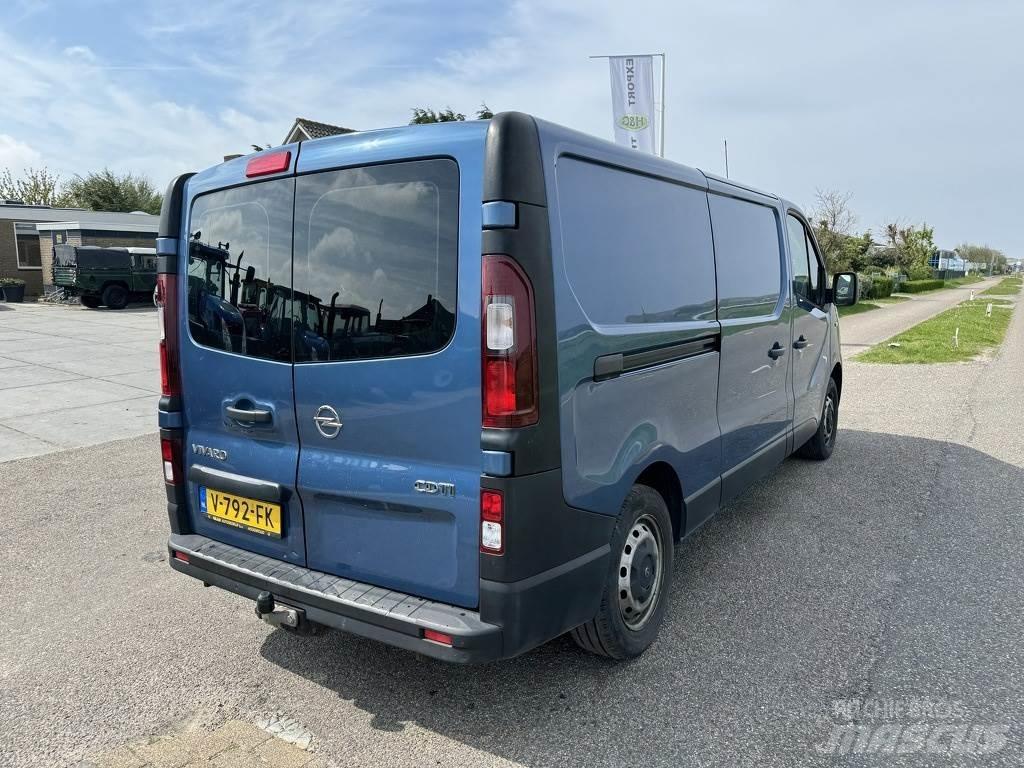 Opel Vivaro Vehículos de caha cerrada