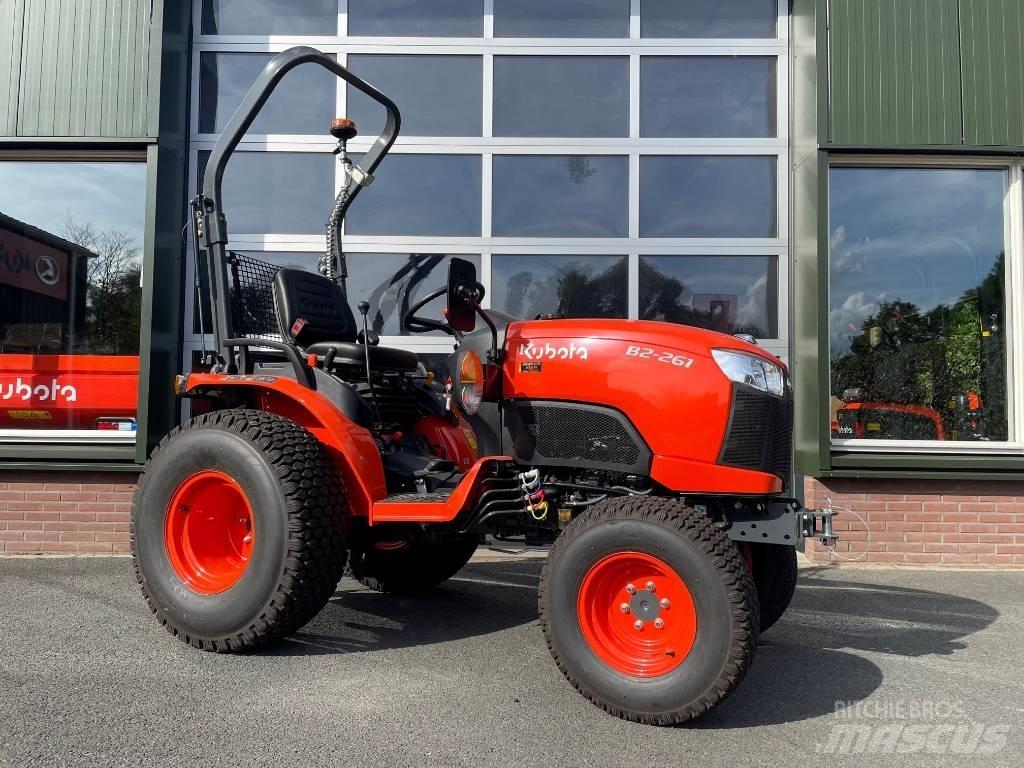 Kubota B2261 HDW Tractores compactos