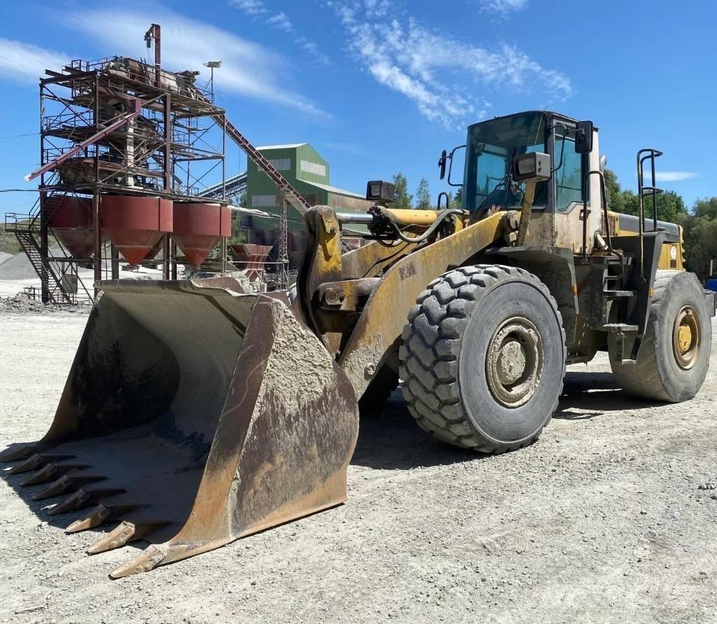 Komatsu WA 470-3 Cargadoras sobre ruedas