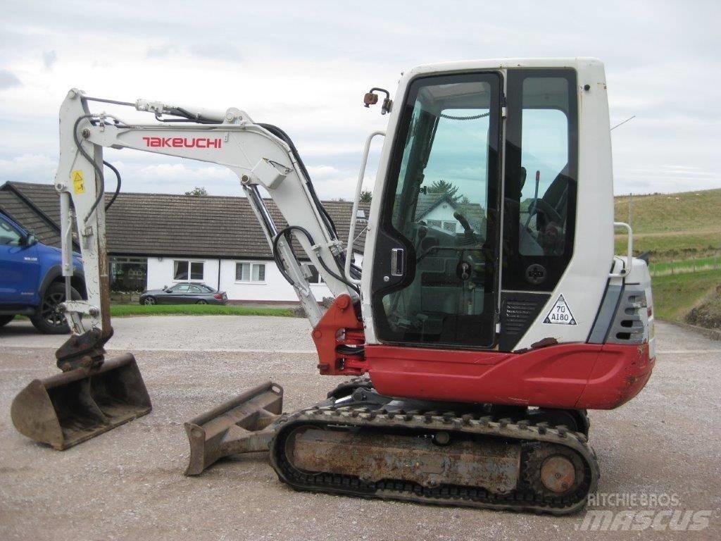 Takeuchi TB 228 Miniexcavadoras