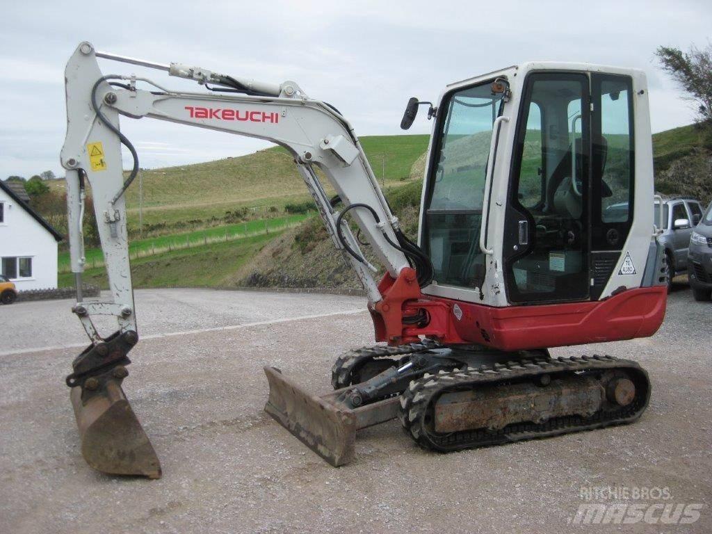 Takeuchi TB 228 Miniexcavadoras