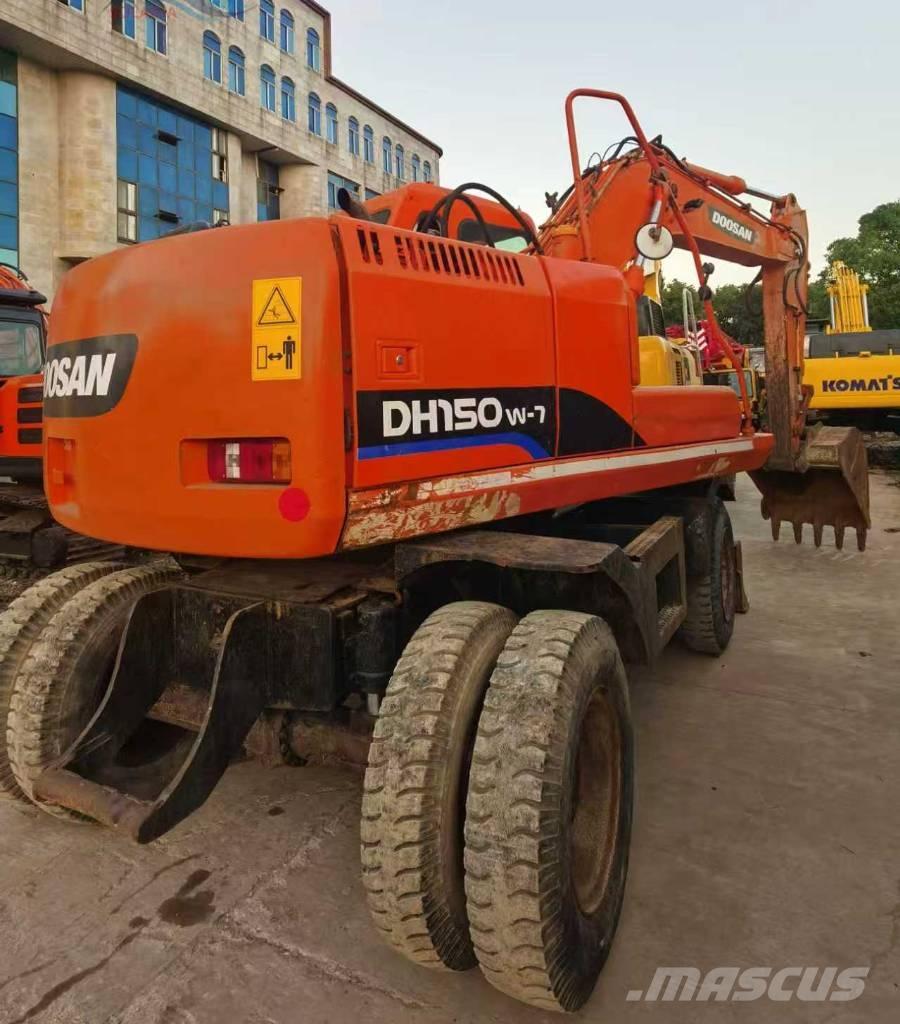 Doosan DH 150 W-7 Excavadoras de ruedas