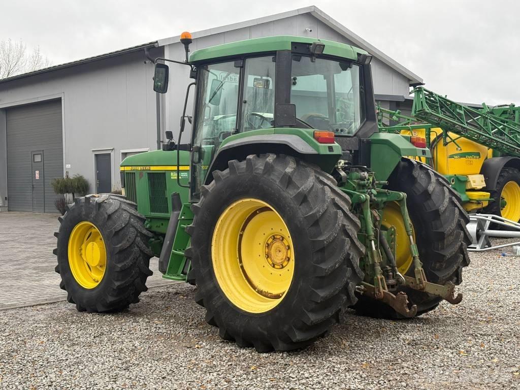 John Deere 6910 Tractores