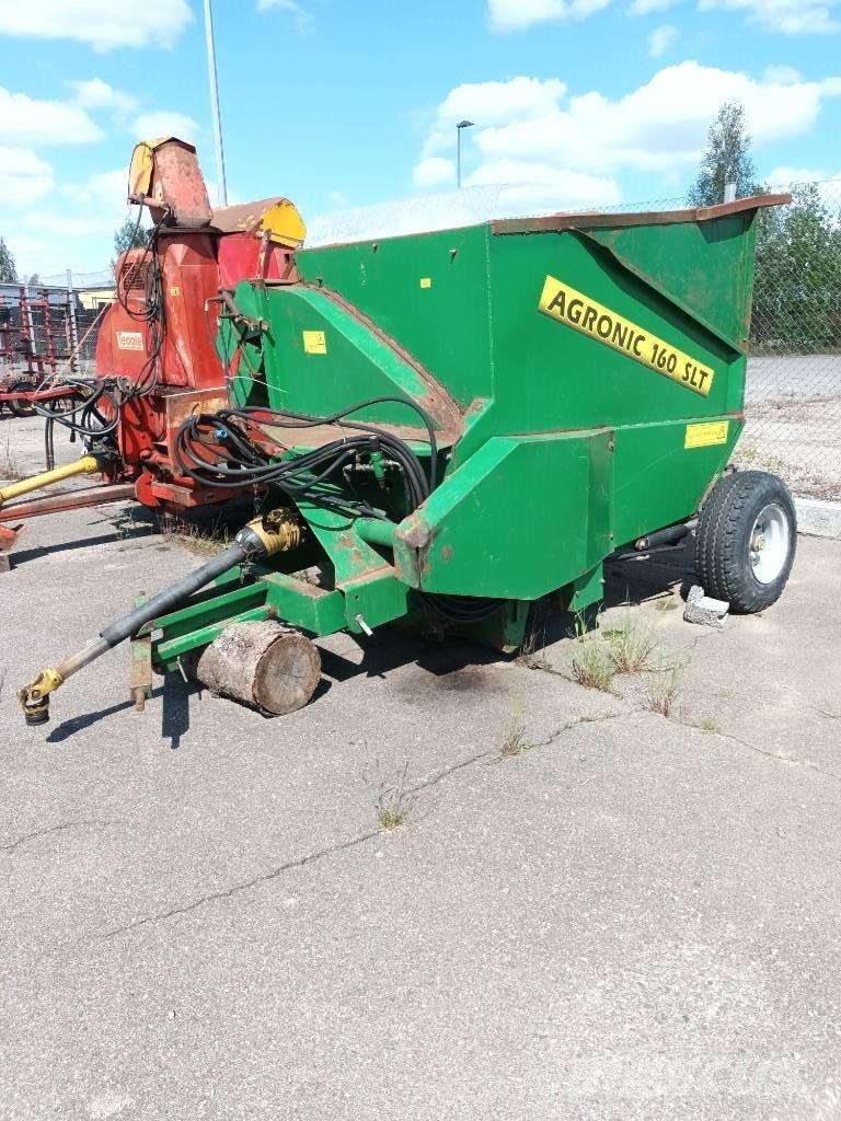 Agronic 160 SLT Desmenuzadoras, cortadoras y desenrolladoras de pacas