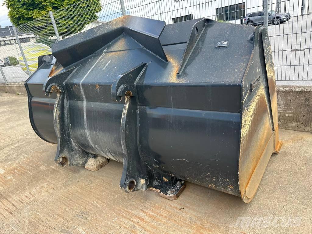 Komatsu Schaufel Cucharones