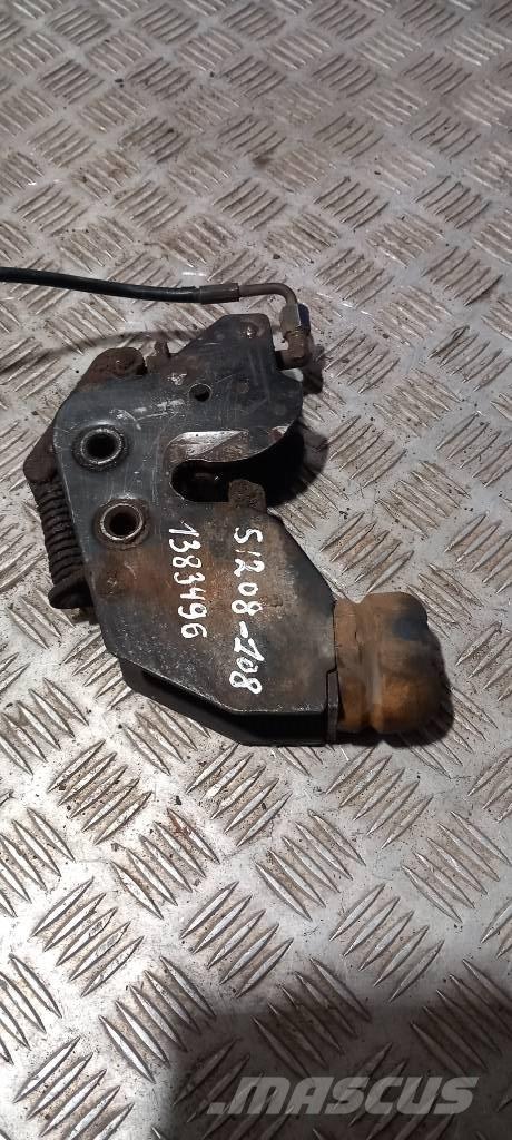 Scania 94 D.    1383496 Cabinas