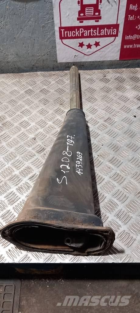 Scania 94 D.   1439269 Cabinas