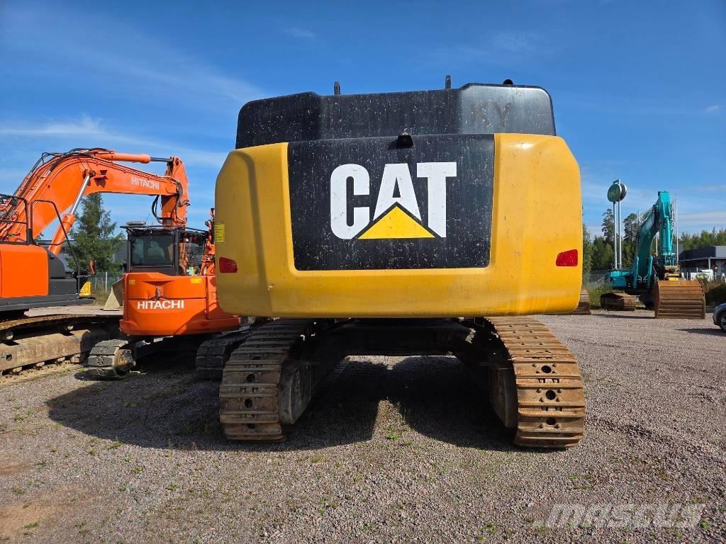 CAT 352 F Excavadoras sobre orugas